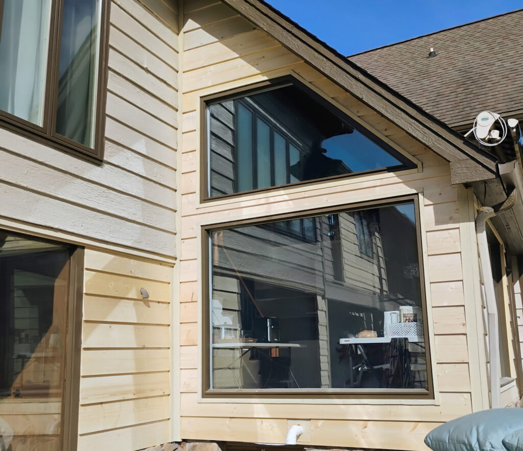 Image of siding installed by RoofingCo.com